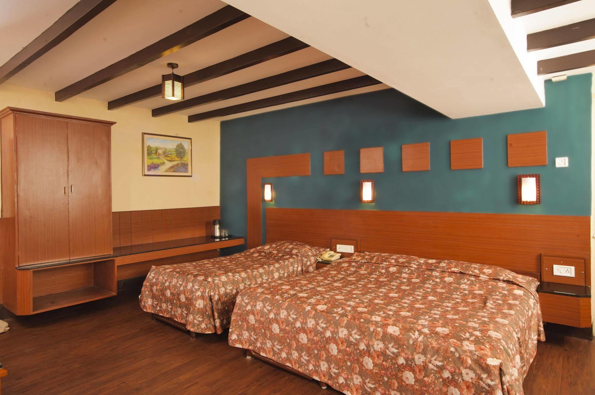 Hotel Jai Kodaikanal Bagian luar foto
