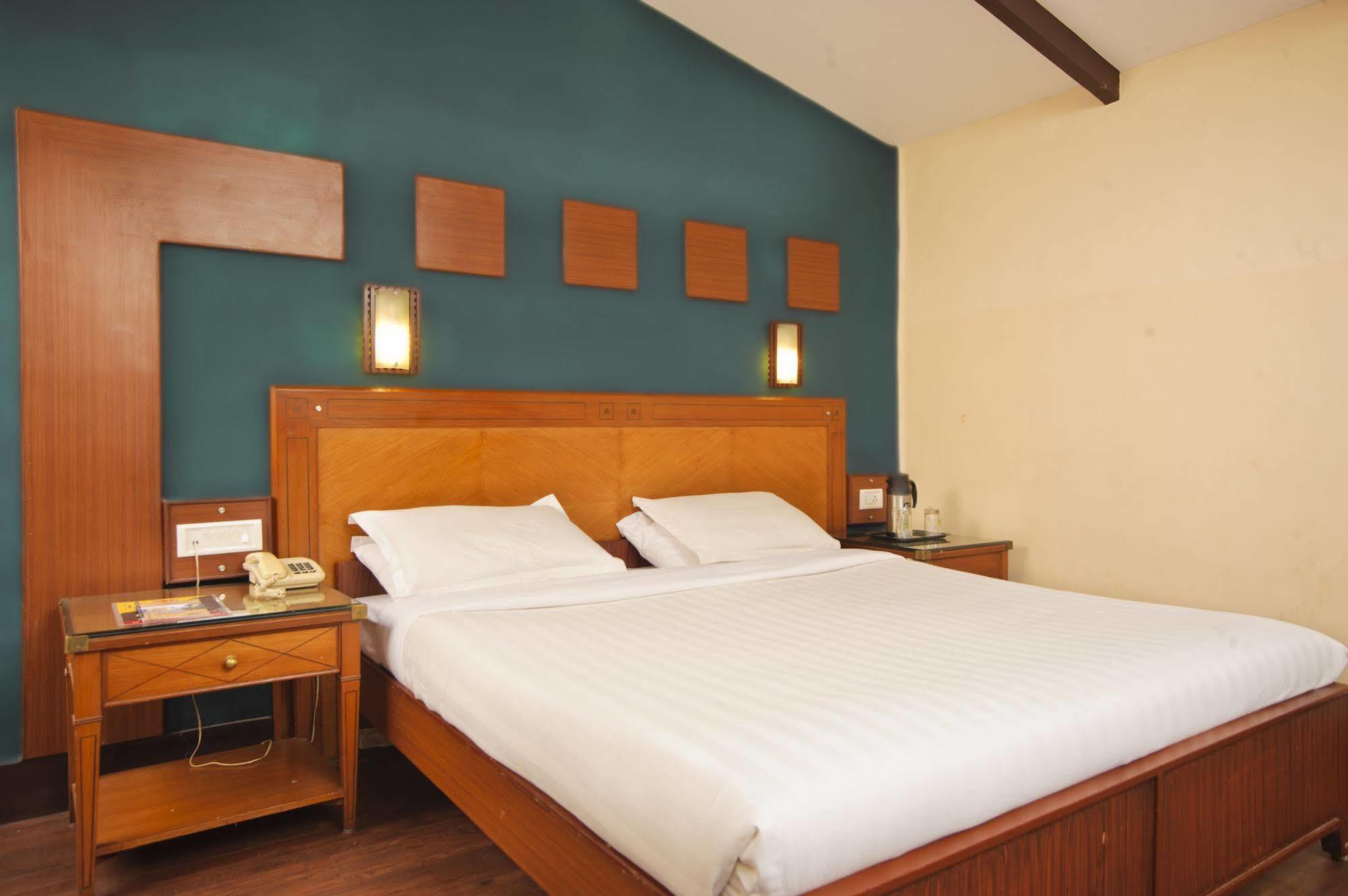 Hotel Jai Kodaikanal Bagian luar foto